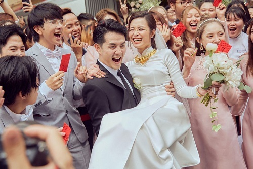 Tin tức giải trí mới nhất ngày 9/11: Tiệc cưới lộng lẫy của Đông Nhi và Ông Cao Thắng tại Phú Quốc