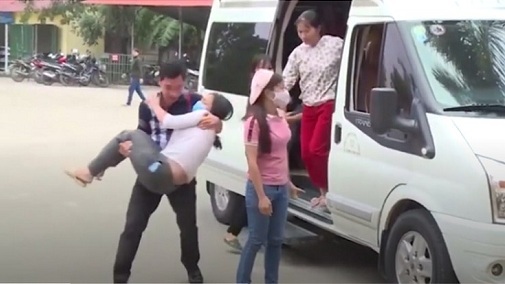 Vĩnh Phúc: Hơn 100 công nhân nhập viện cấp cứu nghi hít phải khí độc