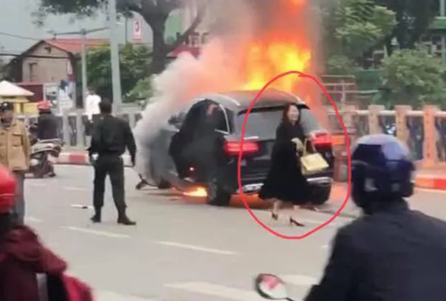 Vụ Mercedes gây tai nạn kinh hoàng, 1 người chết ở Hà Nội: Nữ tài xế ra trình diện