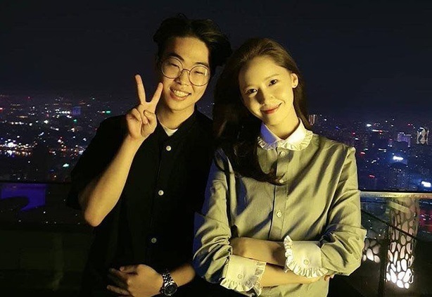 Yoona lên bar tại Hà Nội, lộ nhan sắc cực phẩm dù diện đồ siêu giản dị 