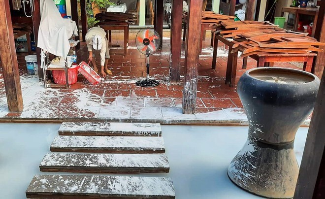 Chủ nhà hàng ở Hội An tố bị người lạ mặt