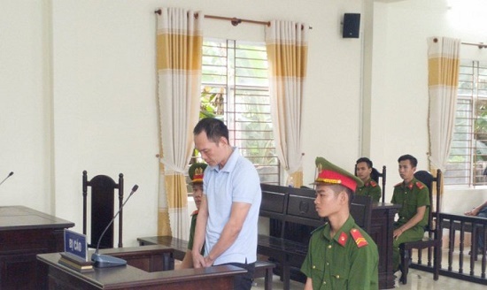 Tin tức pháp luật mới nhất ngày 28/11/2019: Đối tượng đá chết trung tá công an lĩnh án 10 năm tù