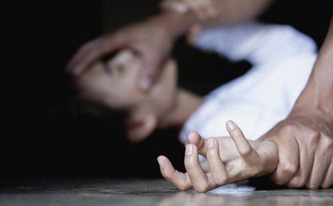 Truy tố thanh niên 9X hiếp dâm nữ sinh cấp 2 đến nhập viện rồi gọi cho mẹ nạn nhân