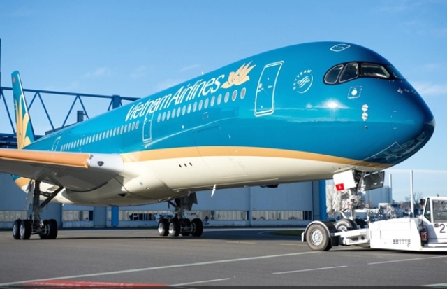 Vietnam Airlines đề xuất trần giá vé máy bay nội địa để “cởi trói” cho doanh nghiệp