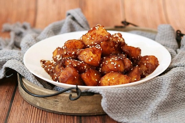 Có lon coca dở, tôi đổ vào nồi khoai tây, không ngờ thành món ngon 