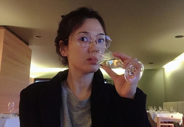 Nhan sắc mặt mộc như “bỏ bùa mê” của tượng đài nhan sắc Song Hye Kyo 