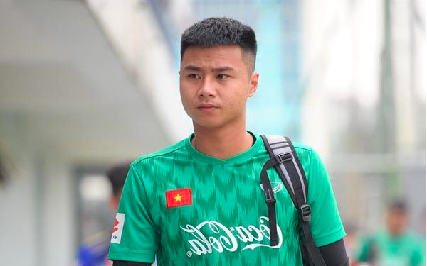 Thủ môn Văn Toản bị tố