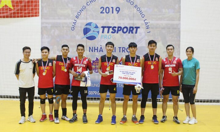 Bệnh viện An Việt tài trợ, đồng hành cùng giải bóng chuyền 