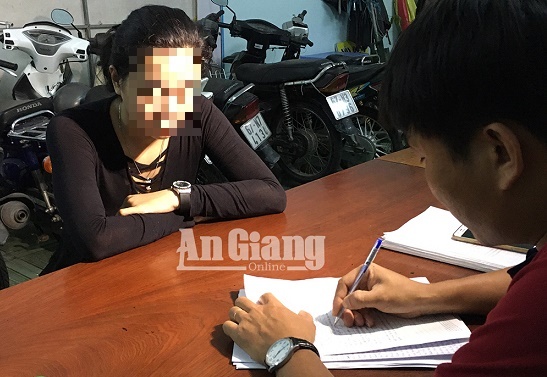 An Giang: Bị lật kèo tiền “bo”, nữ nhân viên massage đâm khách tử vong