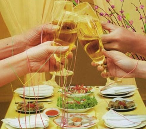 Bí kíp “hết khổ” vì rối loạn tiêu hóa do rượu bia ngày Tết