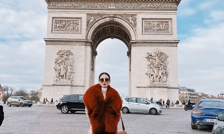 Lệ Quyên sang Pháp shopping chuẩn bị cho Q SHOW 2 tại Hà Nội