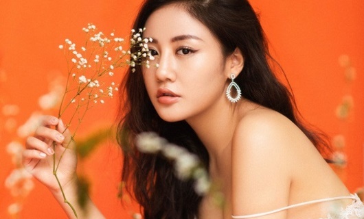 Người hâm mộ phẫn nộ vì Văn Mai Hương bị hack camera, lộ clip nhạy cảm tại nhà riêng