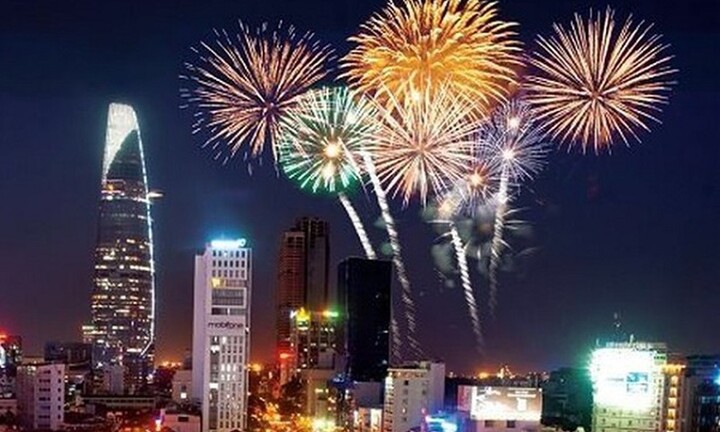 Những tuyến đường nào ở TP.HCM bị cấm để phục vụ chương trình bắn pháo hoa đón năm mới 2020?