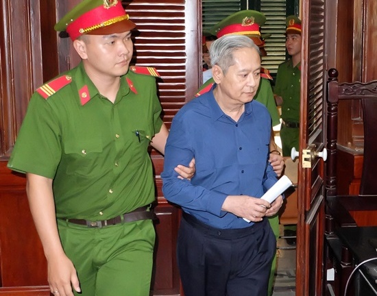 Cựu Phó Chủ tịch UBND TP. HCM Nguyễn Hữu Tín lĩnh 7 năm tù