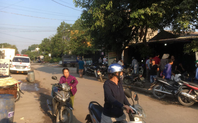 Về quê lên, vợ bàng hoàng phát hiện chồng chết trong tư thế treo cổ