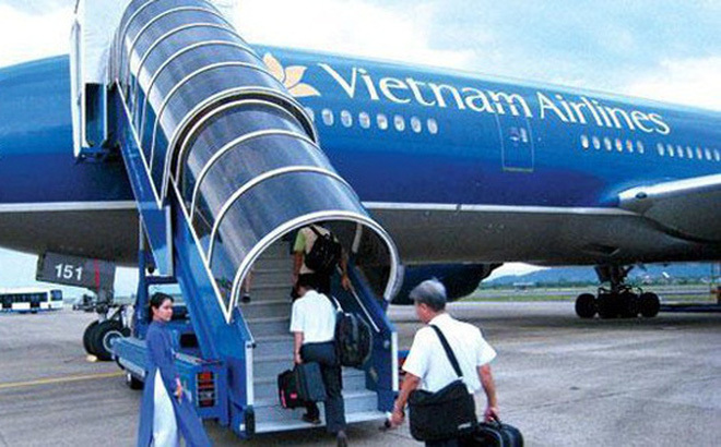 Nữ tiếp viên Vietnam Airlines bị kiểm tra vì lưu trữ hàng hóa chưa rõ nguồn gốc
