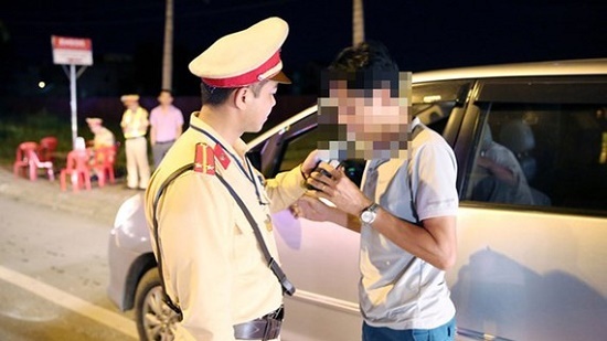 Ủy ban ATGT yêu cầu các tỉnh xử lý nghiêm tài xế vi phạm nồng độ cồn