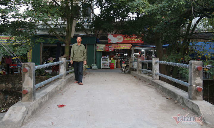 Cựu binh vùng quê bỏ cả trăm triệu tiền túi xây, sửa 8 cây cầu cho bà con tiện đi lại