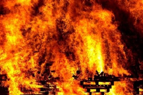 Hỏa hoạn kinh hoàng tại nhà dành cho người khuyết tật, 8 người tử vong