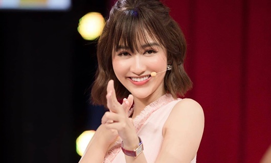 Hà Thu bận rộn với lịch chạy show dày đặc dù Tết đã cận kề