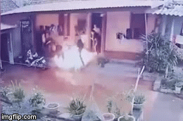 Con rể tưới xăng đốt nhà bố vợ đúng ngày 28 Tết vì níu kéo tình cảm bất thành