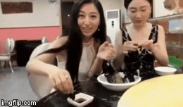 Video: Mỹ nhân Uông Mộng Vân bị tẩy chay vì ăn thịt dơi