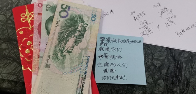 Trung Quốc: Cậu bé quyên tặng tiền mừng tuổi dịp Tết cho bệnh nhân corona