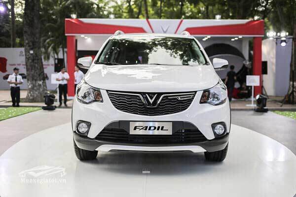 Bảng giá xe Vinfast mới nhất tháng 2/2020: Vinfast Fadil Standard niêm yết 395 triệu đồng