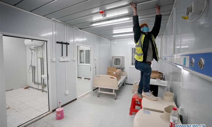 Bệnh viện dã chiến thứ hai của Trung Quốc chuẩn bị đón bệnh nhân