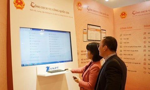 Hàng ngàn bằng lái xe, thẻ BHYT đã được cấp đổi qua Cổng dịch vụ công quốc gia 