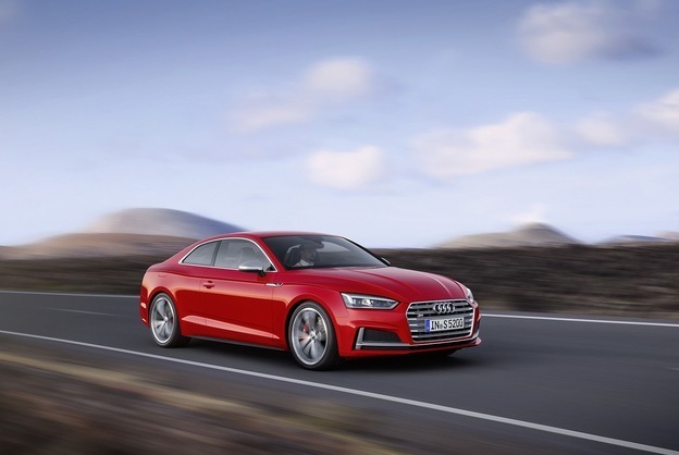 Bảng giá xe Audi mới nhất tháng 2/2020: Audi A4 giá niêm yết từ 1,67 tỷ đồng