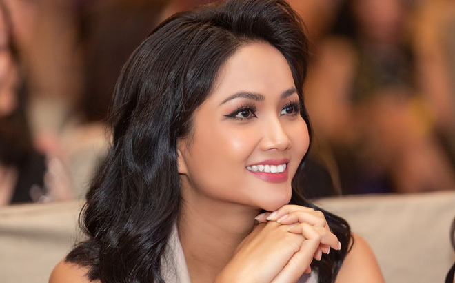Hoa hậu H’Hen Niê: Cuộc sống quá mệt mỏi, tình yêu sẽ là chốn bình yên