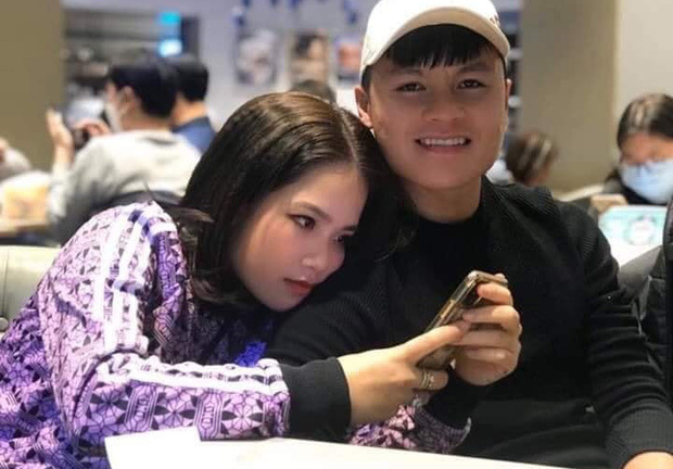 Quang Hải một mực khẳng định độc thân giữa tin đồn có bạn gái mới