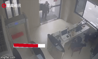 Tù nhân vượt ngục 20 năm ở Trung Quốc tự nộp mình cho cảnh sát vì lệnh kiểm tra nghiêm ngặt 