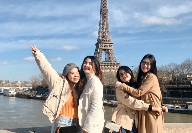 Hội bạn thân nhà người ta: Tốt nghiệp đại học Bách Khoa, 5 năm sau cùng đặt chân đến Pháp du học