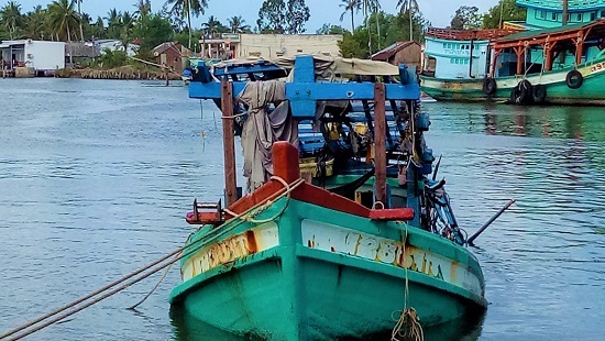 Cà Mau: Tìm thấy thi thể 3 ngư dân trong tàu cá chìm trên biển