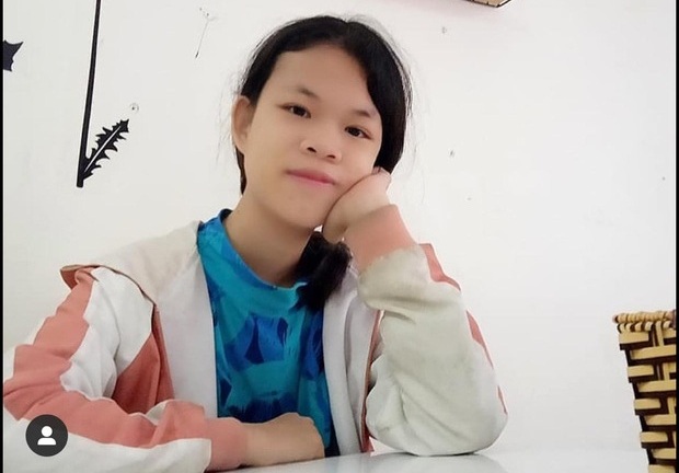 Sức hút kỳ lạ từ màn “thả thính” vu vơ giúp nữ sinh miền Trung
