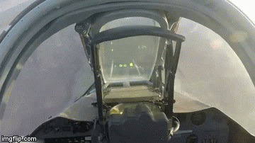 Nga công bố video cường kích Su-25 thử nghiệm bắn đạn thật 