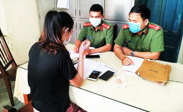 Cô giáo mầm non rao bán