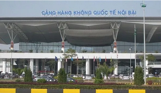 Tin tức thời sự mới nóng nhất hôm nay 26/3/2020: Phạt kịch khung cô gái vượt rào cách ly để lên Nội Bài bay sang Anh