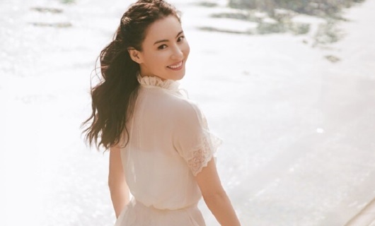 Trương Bá Chi hóa nữ thần mùa xuân, rạng rỡ xứng danh