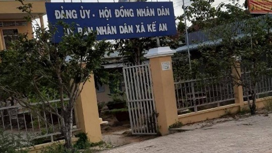 Kỷ luật chủ tịch xã vì mang tiền nhân dân đóng góp đi gửi tiết kiệm cá nhân