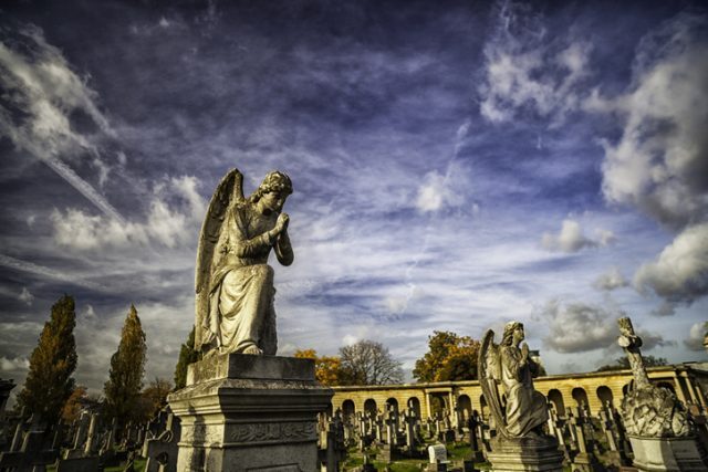 Bí ẩn lăng mộ cổ tại Anh: Cỗ máy du hành thời gian và chiếc chìa khóa bị thất lạc