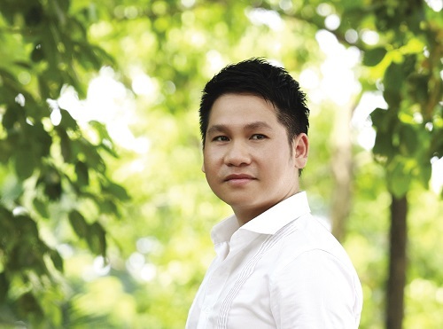 Trọng Tấn ủng hộ và kêu gọi quyên góp được hơn 15 tấn gạo cho người nghèo