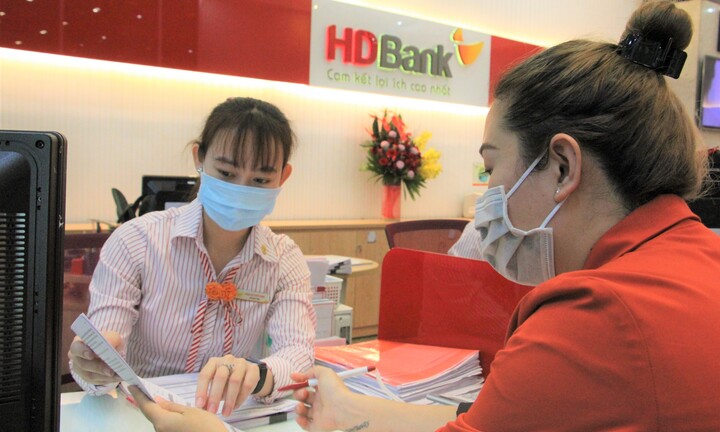 Moody’s giữ nguyên xếp hạng tín nhiệm B1 cho HDBank 