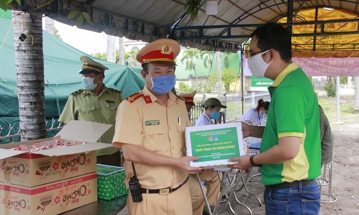 PETROVIETNAM: Chung sức cùng cộng đồng chống dịch