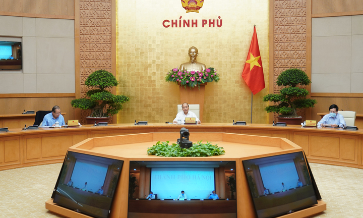 Thủ tướng chủ trì họp Thường trực Chính phủ về chống dịch COVID-19