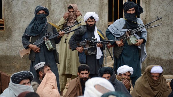 Đụng độ dữ dội giữa lực lượng an ninh Afghanistan với phiến quân Taliban, hàng chục người thiệt mạng