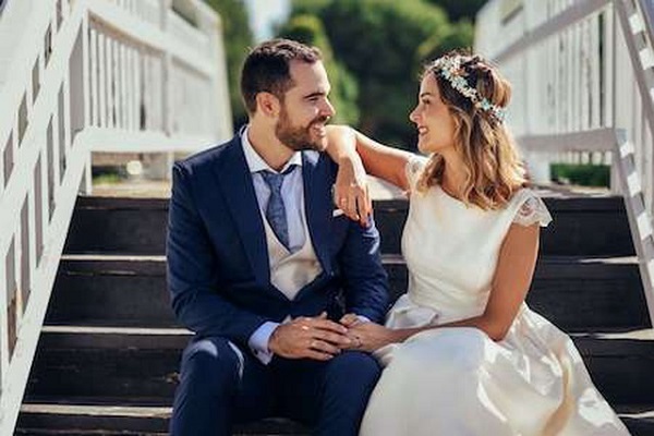 Tin tức đời sống mới nhất ngày 25/4/2020: Tổ chức đám cưới online, cô dâu chú rể thành vợ chồng hợp pháp