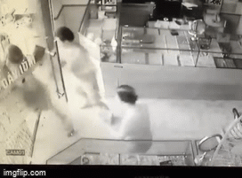 Video: Kinh hoàng cảnh trâu